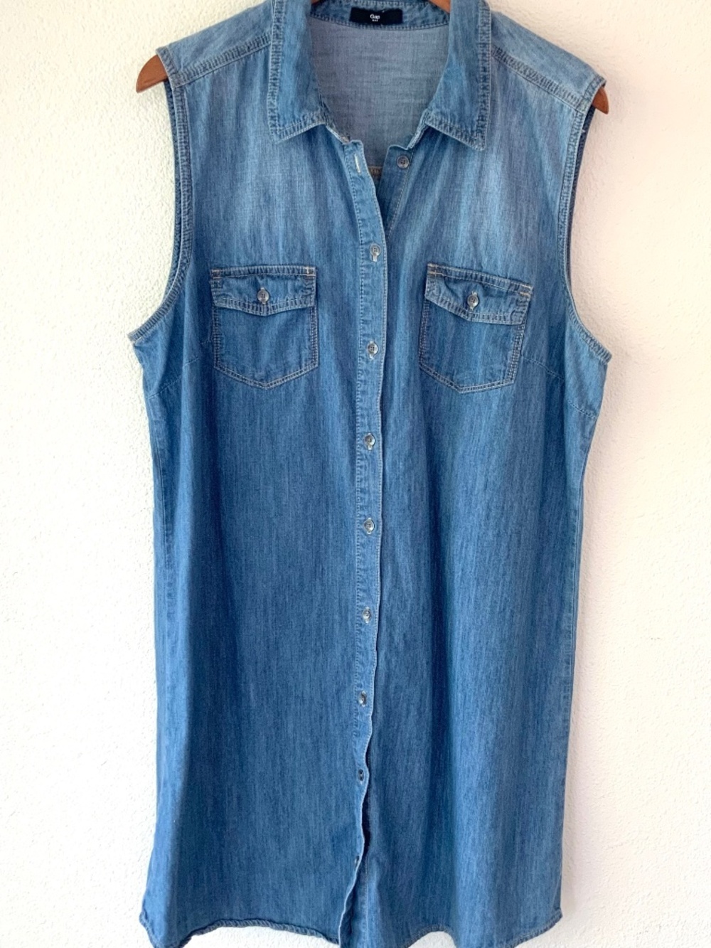GAP Denim Shirt Dress Size Med 100% Cotton Button Down Prairie Sleeveless Midi